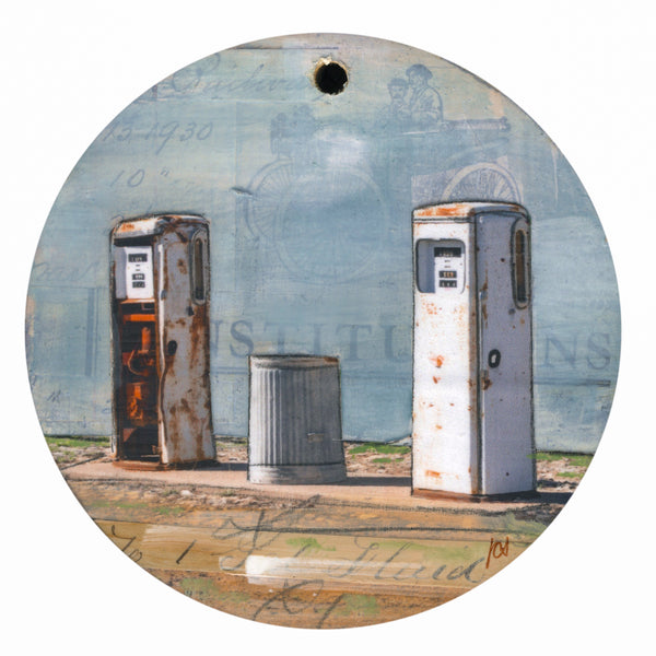 Vintage Gas Pump Ornament/Wall Art, 4"