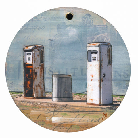 Vintage Gas Pump Ornament/Wall Art, 4"